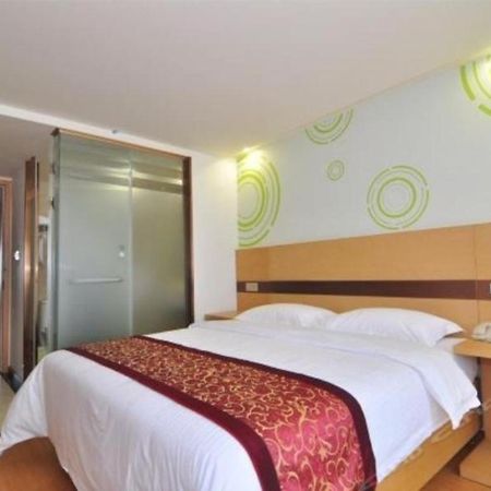 Greentree Inn Zhejiang Ningbo South Railway Station Express Hotel Luaran gambar