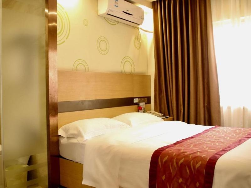 Greentree Inn Zhejiang Ningbo South Railway Station Express Hotel Luaran gambar
